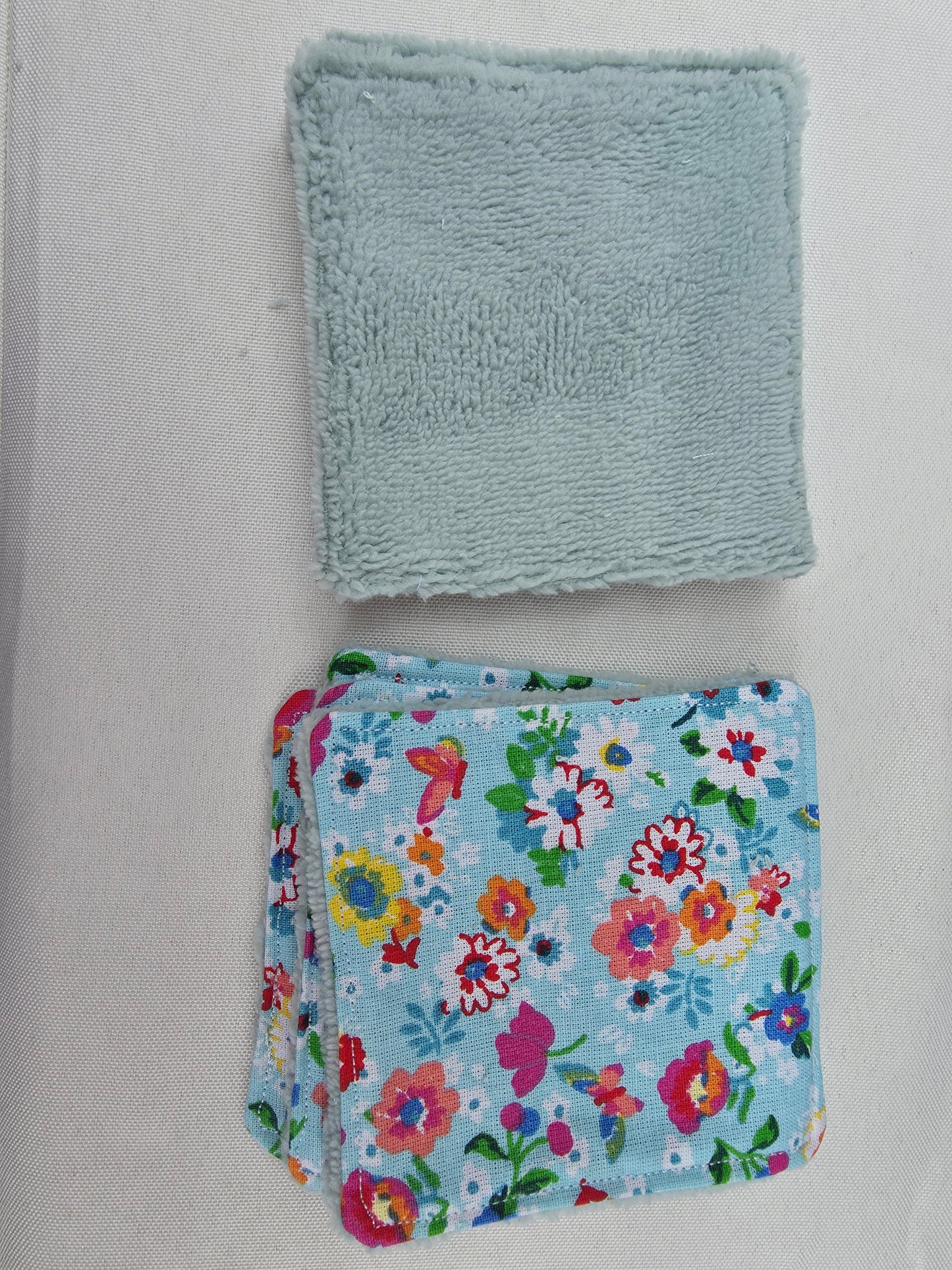 Lingettes démaquillantes